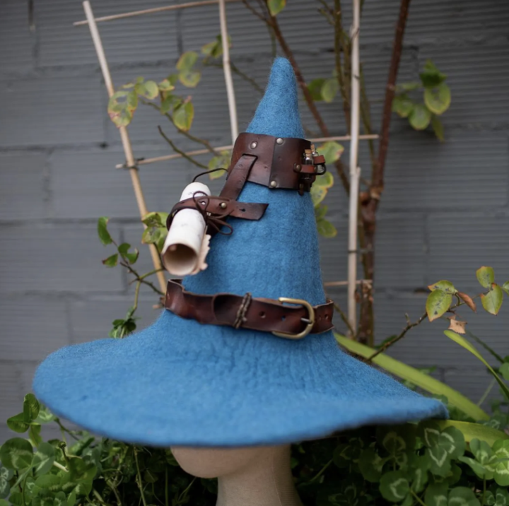 🎩 The new hat i bought.