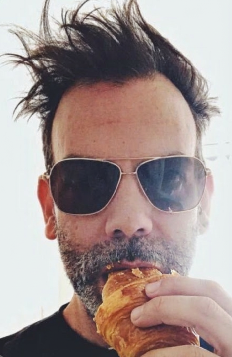 Hunger for 🥐 just spreads like crazy... 