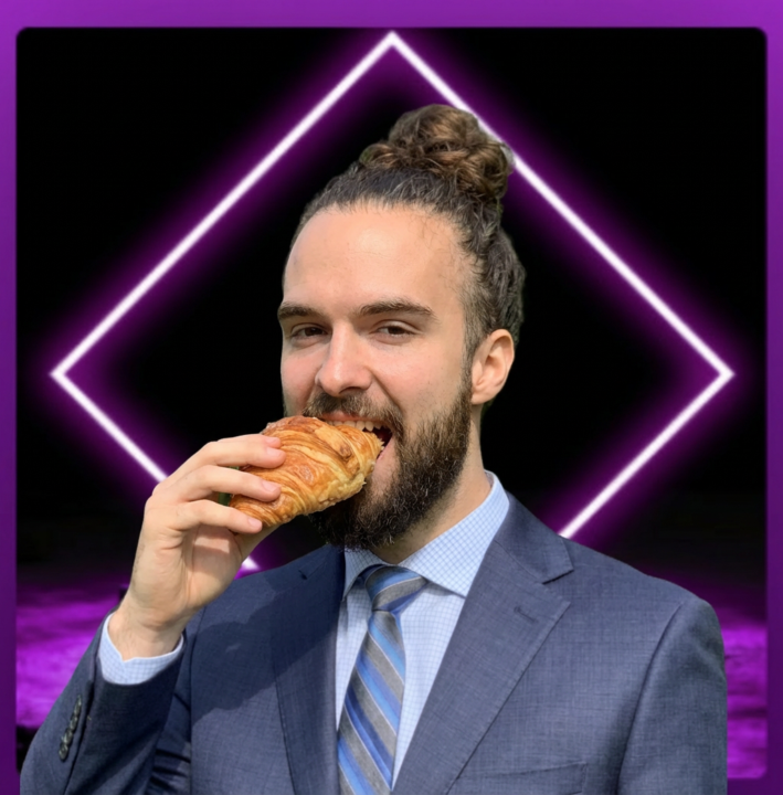 Hypnotic croissant enters the stage 😵‍💫