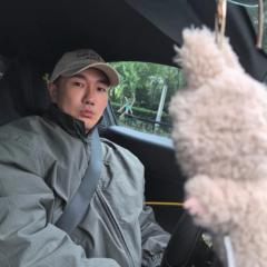 晨曦 李