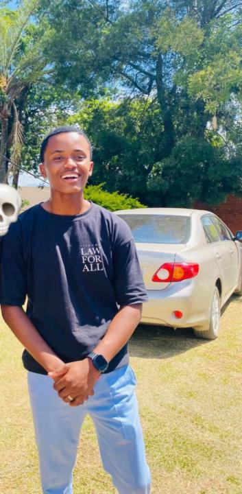Sfiso Majola