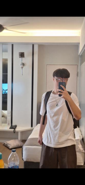 Kit Han Lee