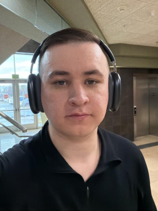1st to the gym, 1st to make money 