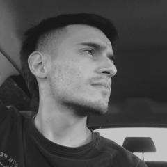 Luciano Flores