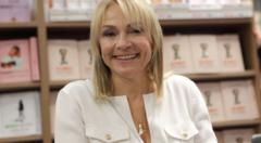 Helen Fields Author