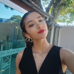 Nathalia Évelyn