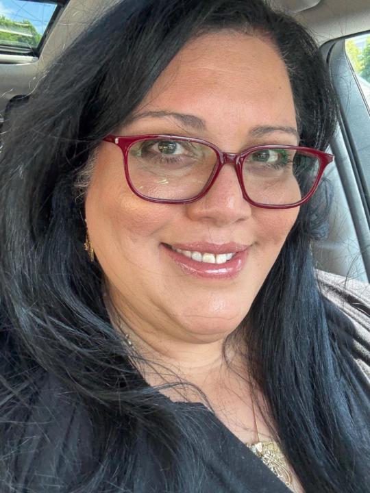 Farah Diba Martinez