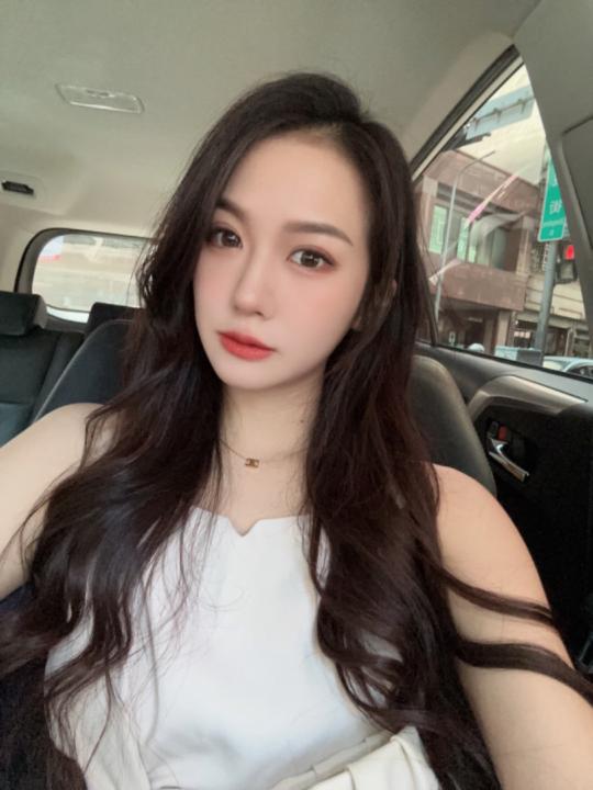 Yuyu Haung