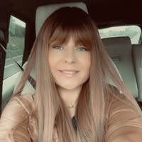 Lorraine Davison
