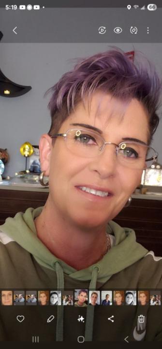 Julie Akers