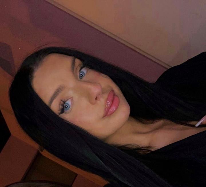 Karolina Nowakowska