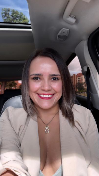Angela Clavijo