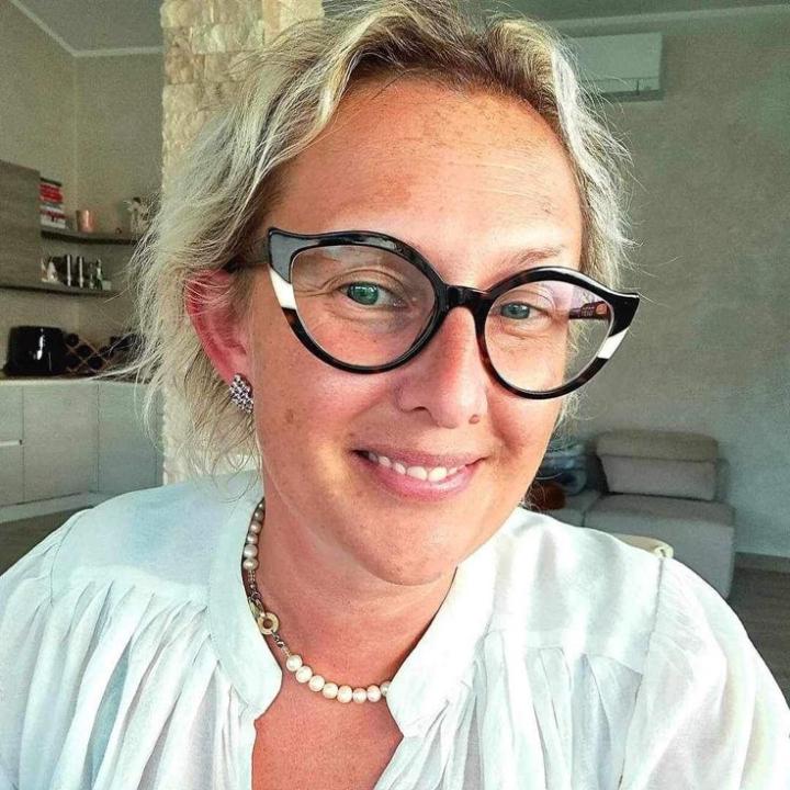 Manon Menard