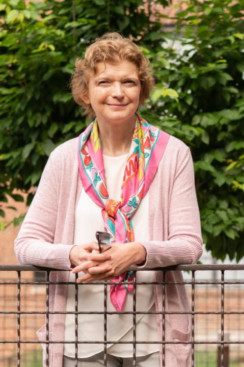 Isabelle Lesschaeve