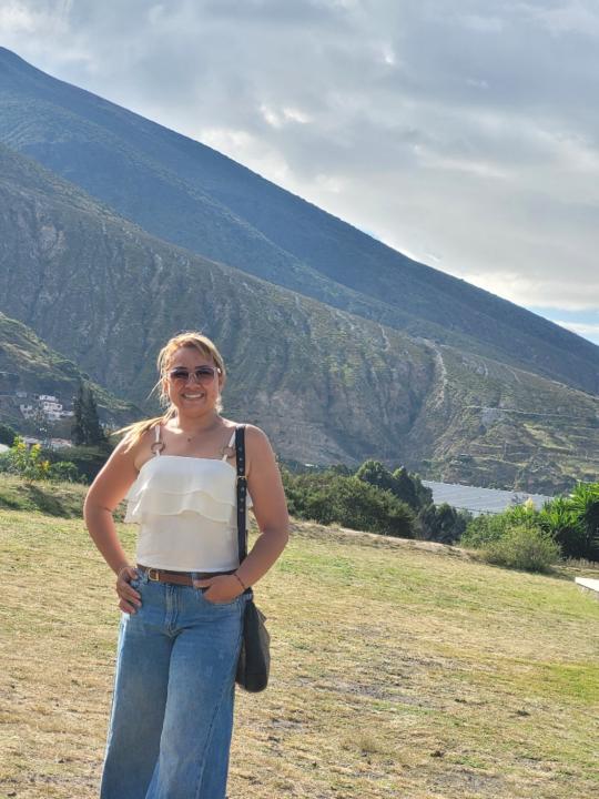 Yaneth Viviana Vivas Castrillòn