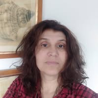 Светла Младенова