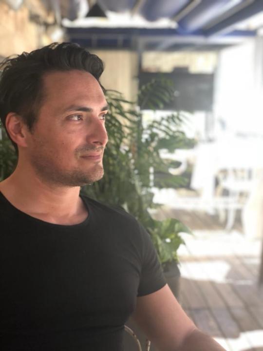 Alejandro Paris