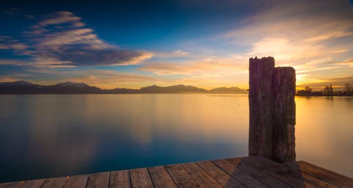 Controlled Response Community