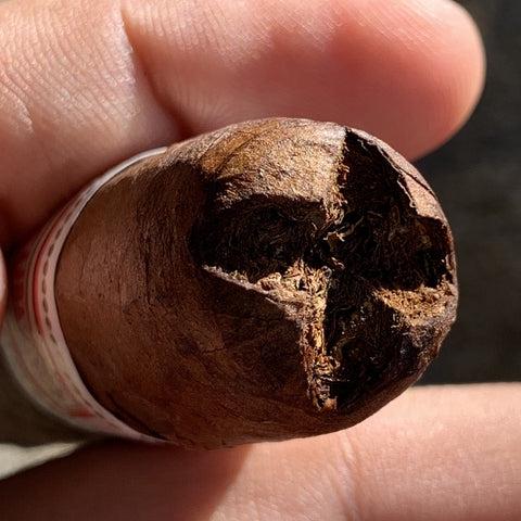 Cutting your cigar
