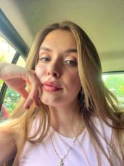 Arjola Karakushi