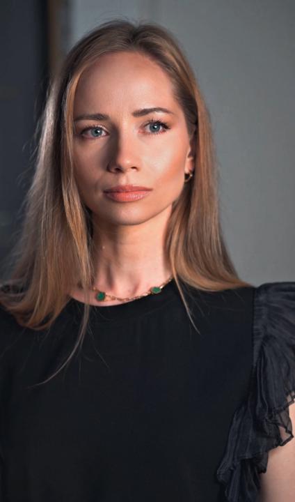 Angela Andronache
