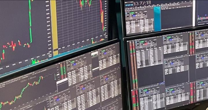 Chart Crusaders