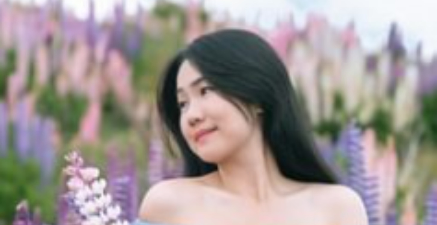 Crafting Captivating Travel Stories