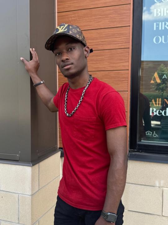 Vaughn-Ray Stennett