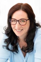 Lisa Sampson