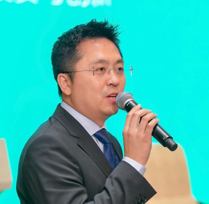 Lucas Wang