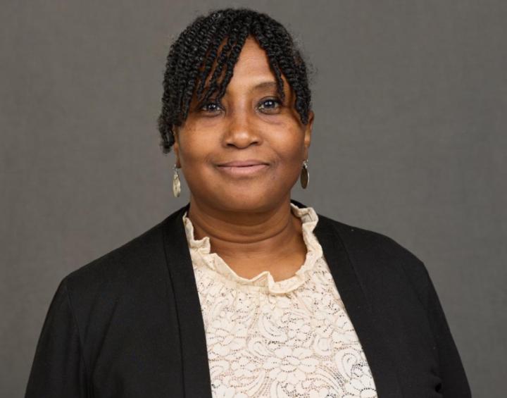 Yvette Albury
