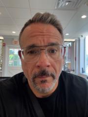 Robert Bello