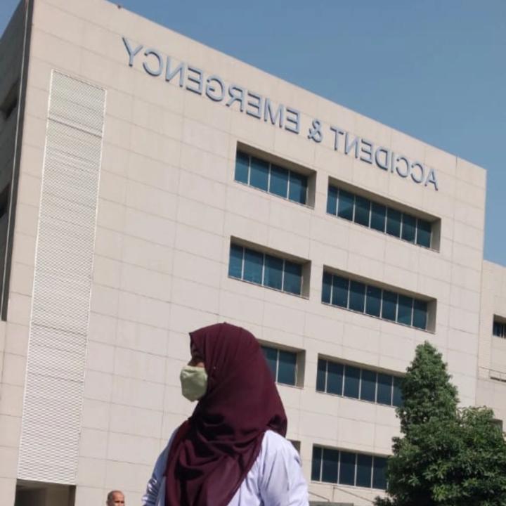 Dr. Moizah