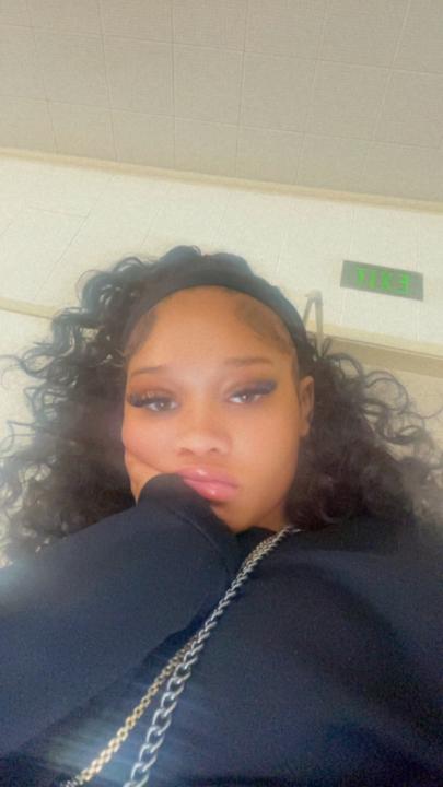 Journee Minor