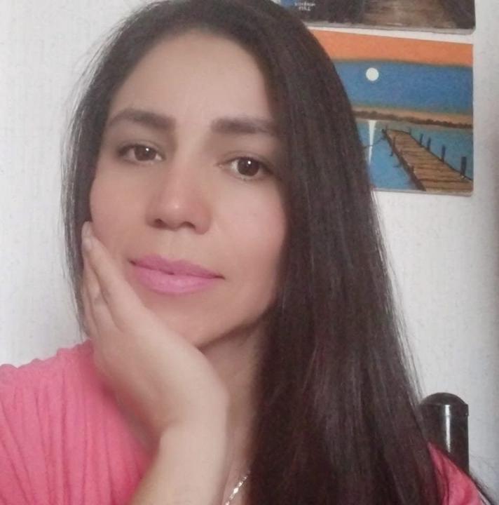 Aurora Domínguez