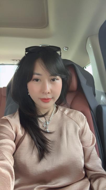 Chennie D
