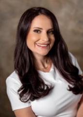 Stephanie Loewenstern