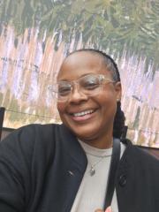 Dr.Dana Gee