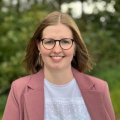 Julia Girhards