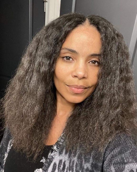 Angela Lahi