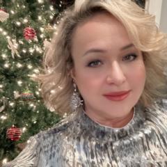 Lora Sigritz