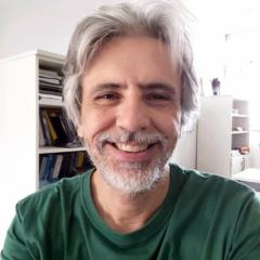 Jorge Lucero