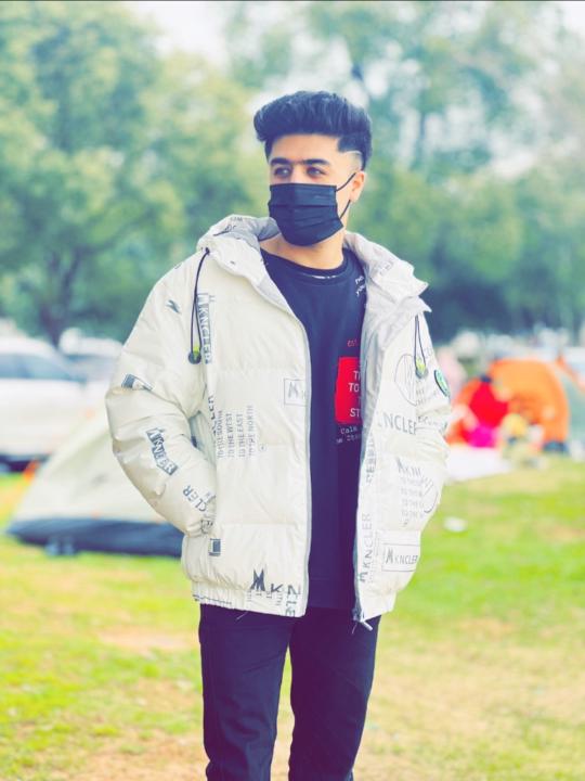 Izaz Hussain