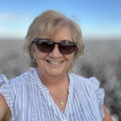 Julia Mitchell