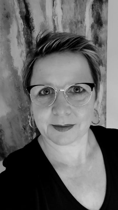Steffi Burke
