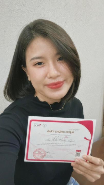 Della Ngan
