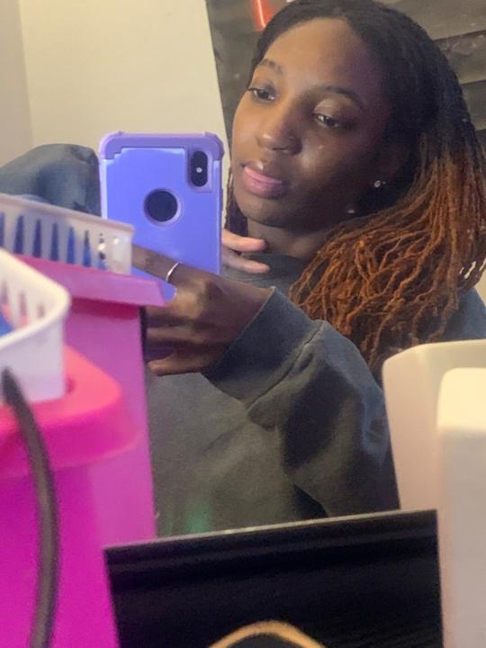 Daysia Hopkins