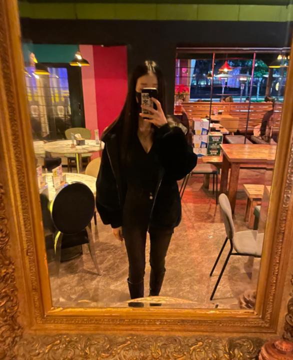 V Na