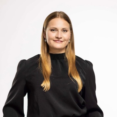 Selina Büsing