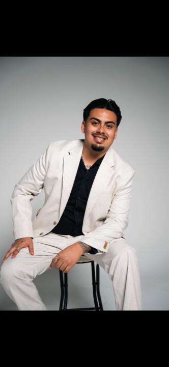 Elias Perales
